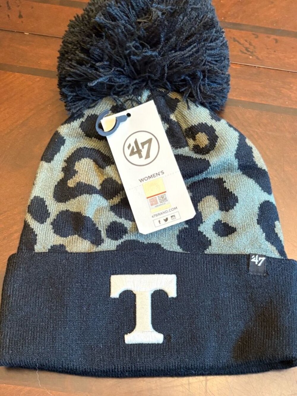NWT '47 Brand Tennessee Volunteers Leopard Print Pom Beanie Hat Black Olive